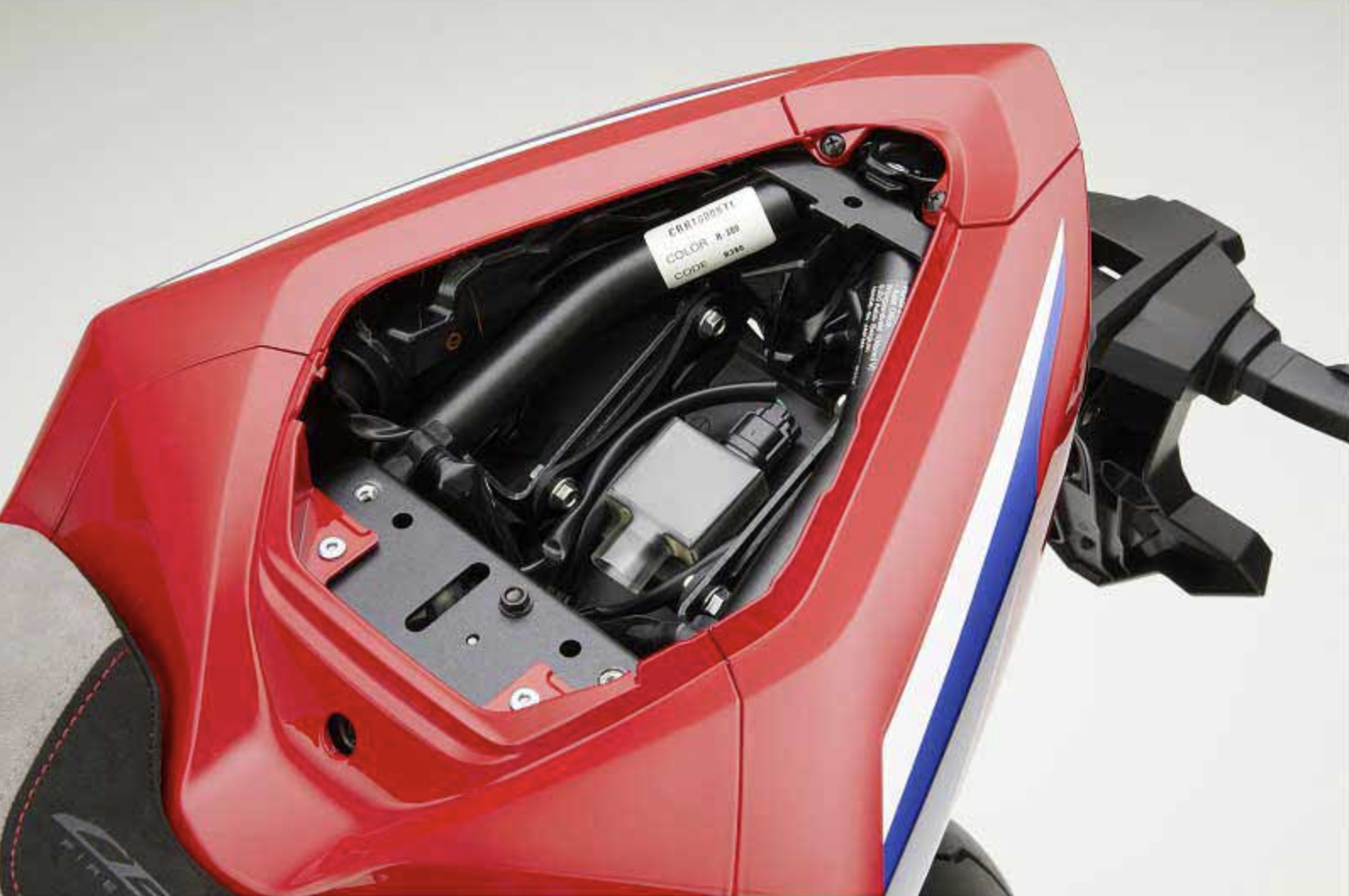 Enchufe de carga USB original para Honda CBR1000RR BJ 20-