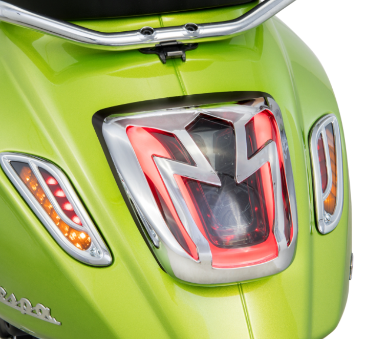 Rejilla de luz trasera para Vespa Primavera/​Sprint 50-150ccm 2T/​4T AC, cromada