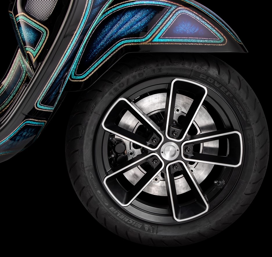 Llanta delantera/trasera 13" para Vespa GTS/GTS Super/GTV/GT 125-300cc, negra con llanta plateada
