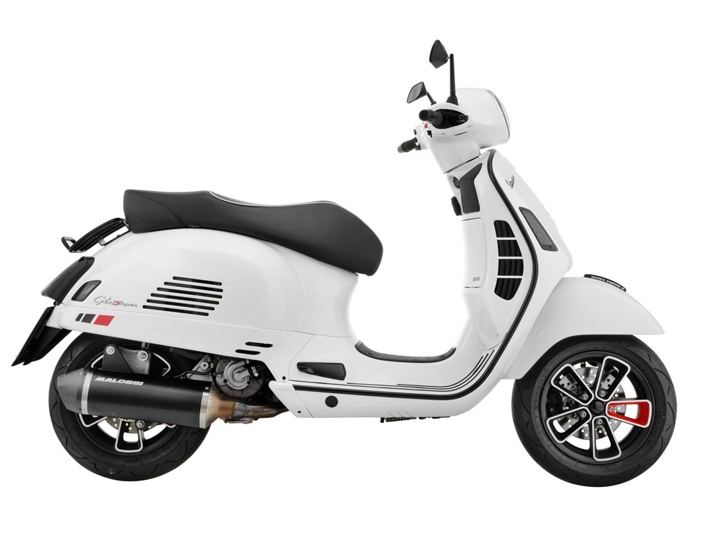 Piloto trasero MK II LED para Vespa GTS/GTS Super/GTV 125-300cc HPE ('18-), transparente