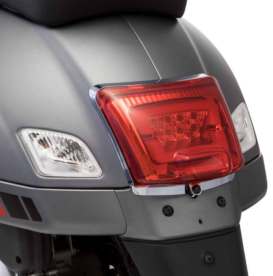 Piloto trasero LED para Vespa GTS/GTS Super/GTV/GT 60 125-300cc (-'13), rojo