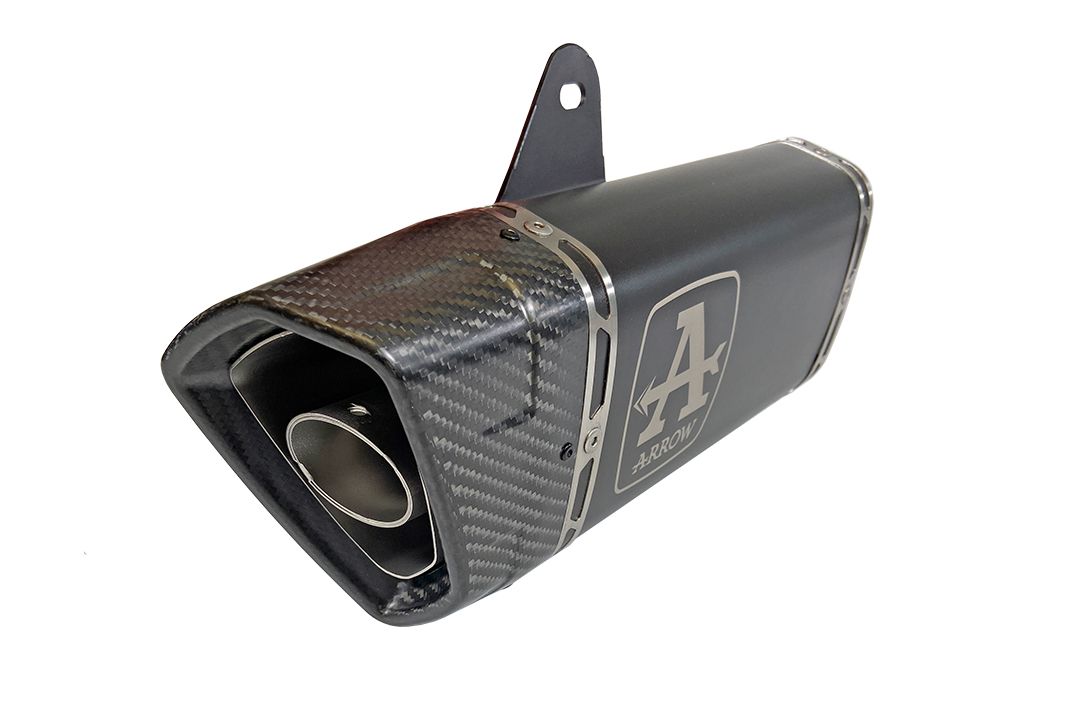 ARROW PISTA DARK Slip-On Titanio para Honda CB 750 Hornet (23-)