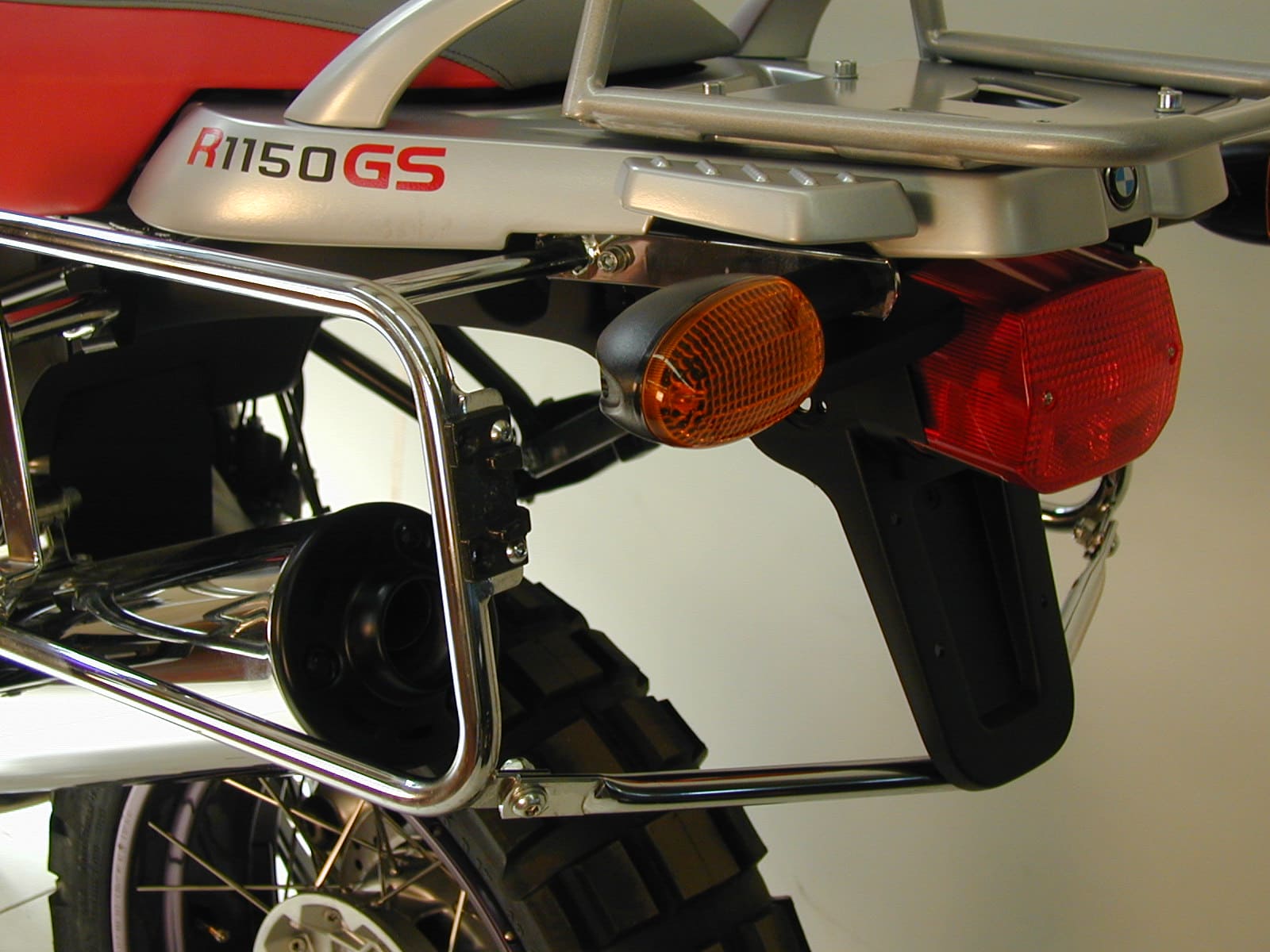 Portamaletas lateral fijo negro para BMW R 1150 GS (00-04) Hepco & Becker