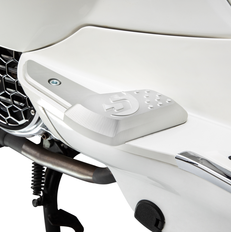 Estriberas derecha e izquierda para Vespa Primavera /Sprint 50-150ccm 2T/4T AC, plata mate