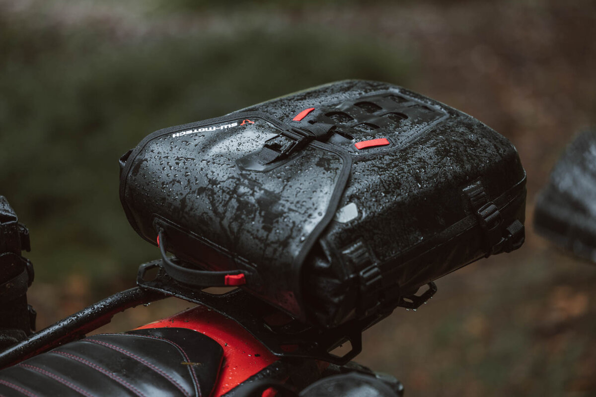 Sistema de bolsas laterales SW-Motech SysBag WP para Honda CMX 1100 Rebel /SE (21-)