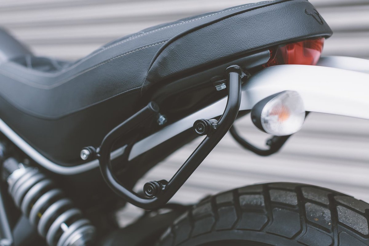 SW-Motech Legend Gear Side Bag System LC Black Edition para modelos Ducati Scrambler (Bj.14-) SW Motech