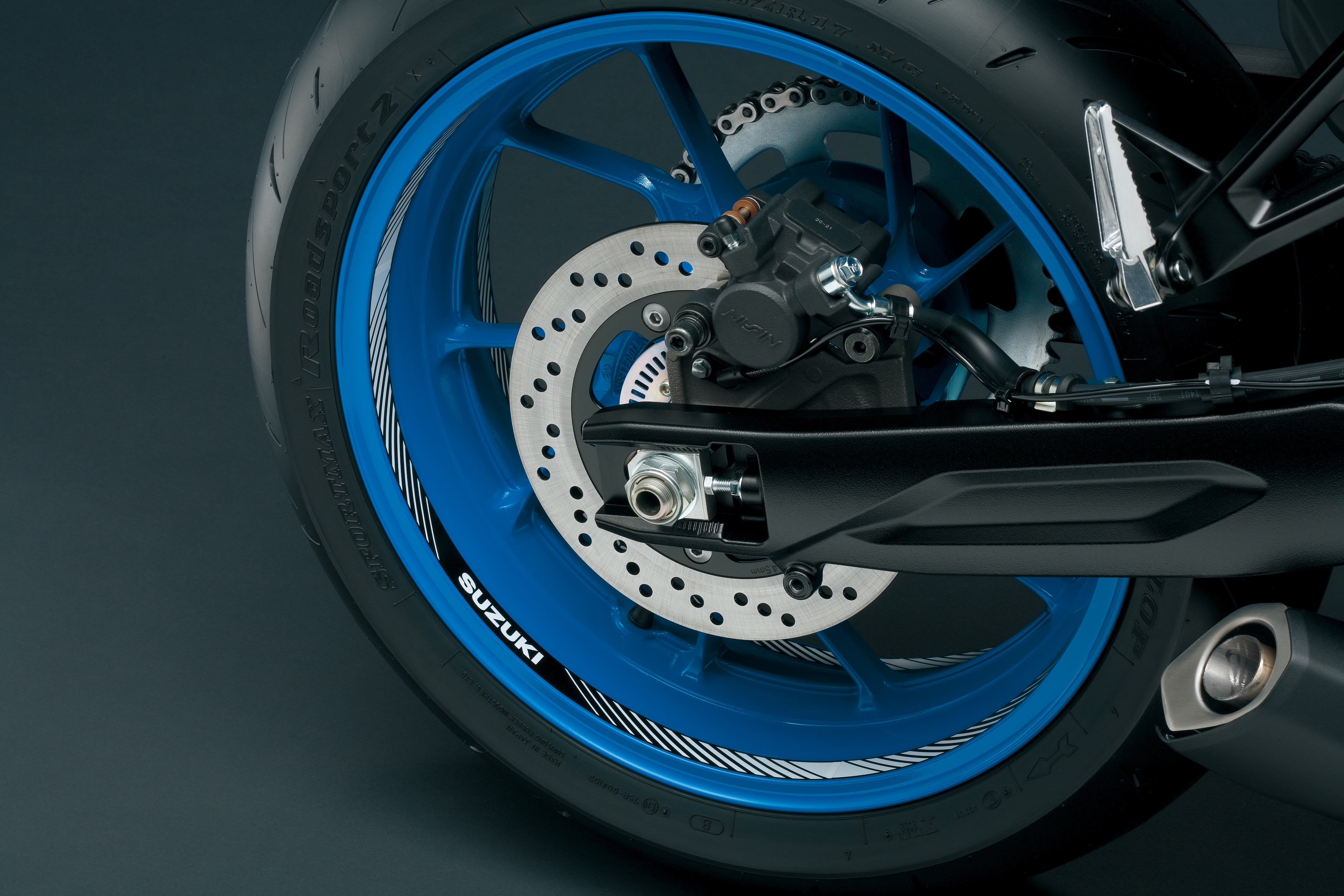 Adhesivo llanta Suzuki GSX-8S 2023- Accesorios originales