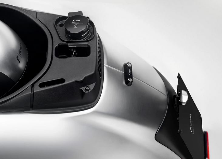Tapón de gasolina RIZOMA para Vespa, negro