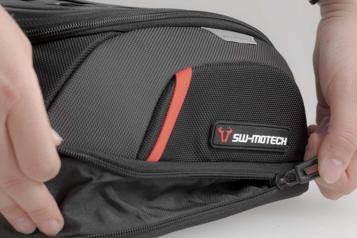 Bolsa de depósito PRO Daypack APRILIA Tuono V4 1100 RR / Factory (17-20), KG/KG1