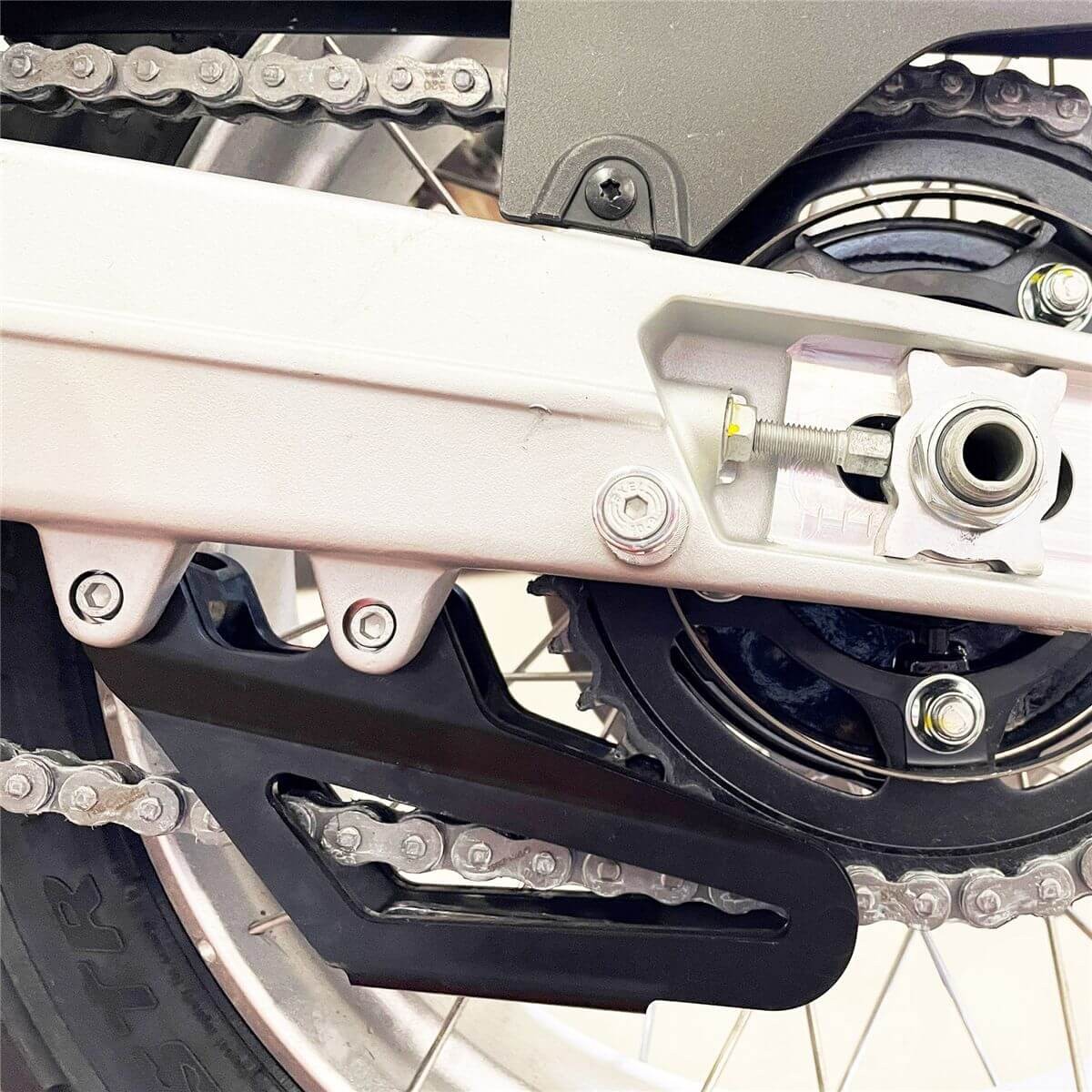Protector de cadena para Aprilia Tuareg 660 /Rally