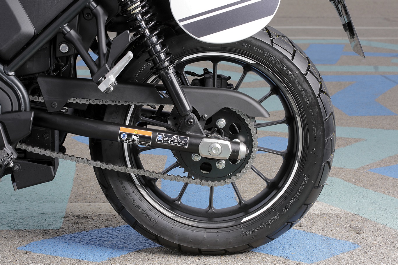 Juego de adhesivos decorativos de llantas 17 pulgadas para Honda CL 500 Scrambler (23-) Original