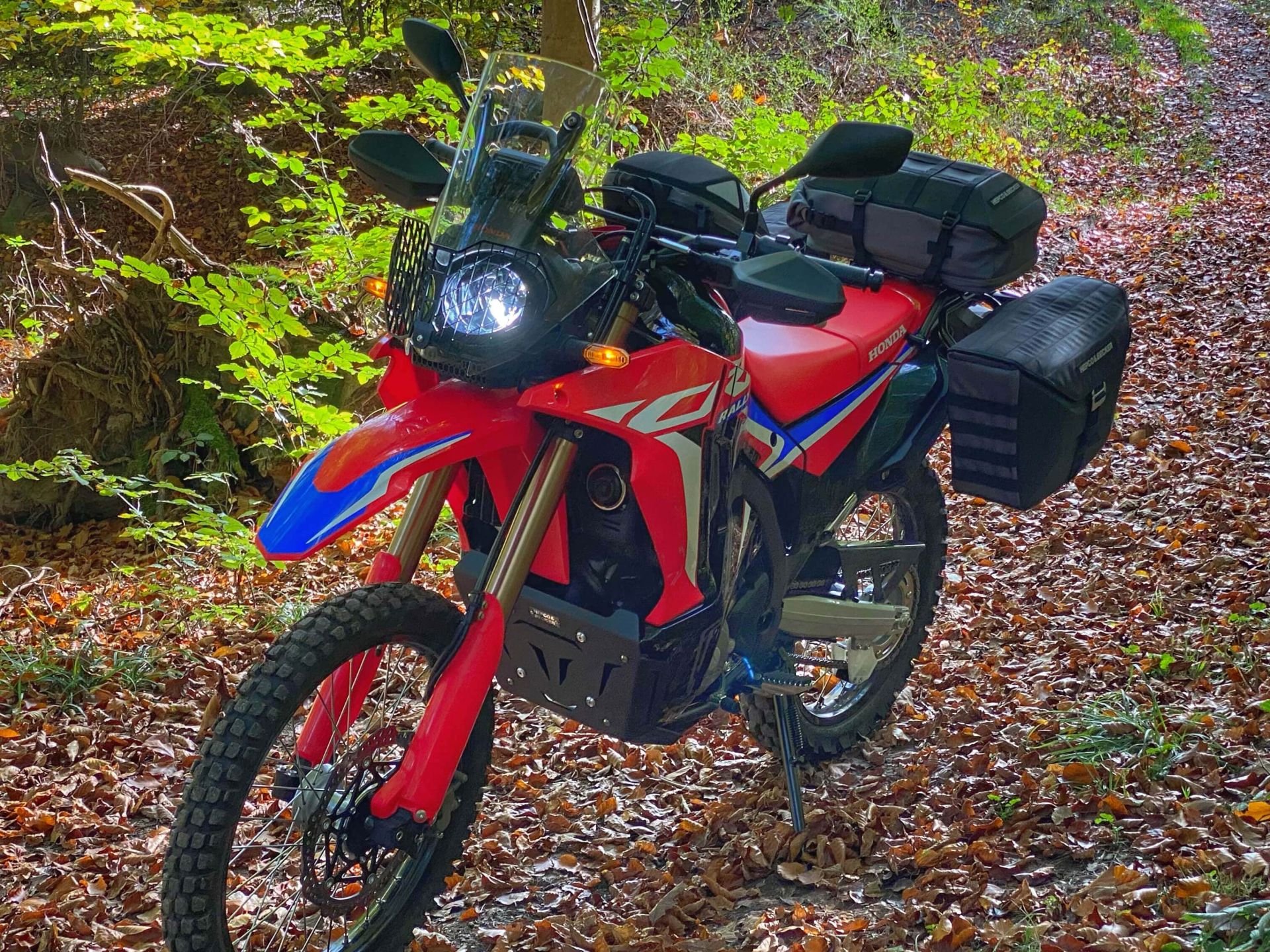 Soporte lateral C-Bow negro para Honda CRF 300 Rally (21-) Hepco & Becker