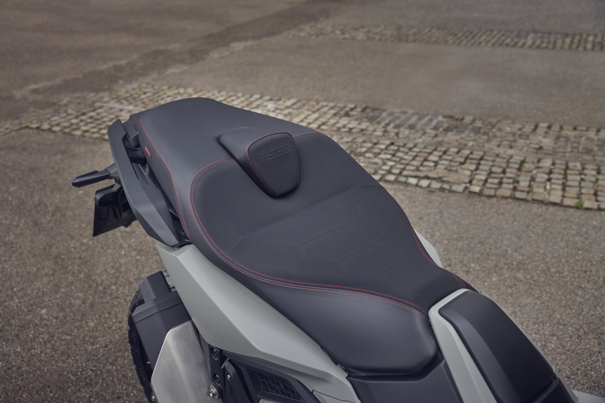 Asiento confort para Honda X-ADV / Forza 750 (25-) Original