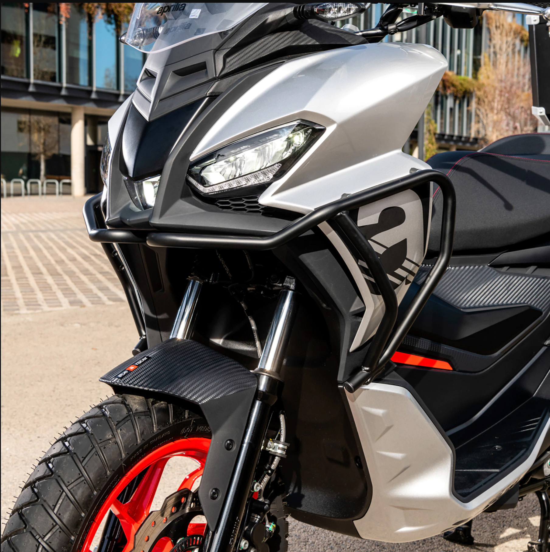 Barra de protección, delantera, negra, mate, acero inoxidable, Aprilia SR GT Compact 125 / 200