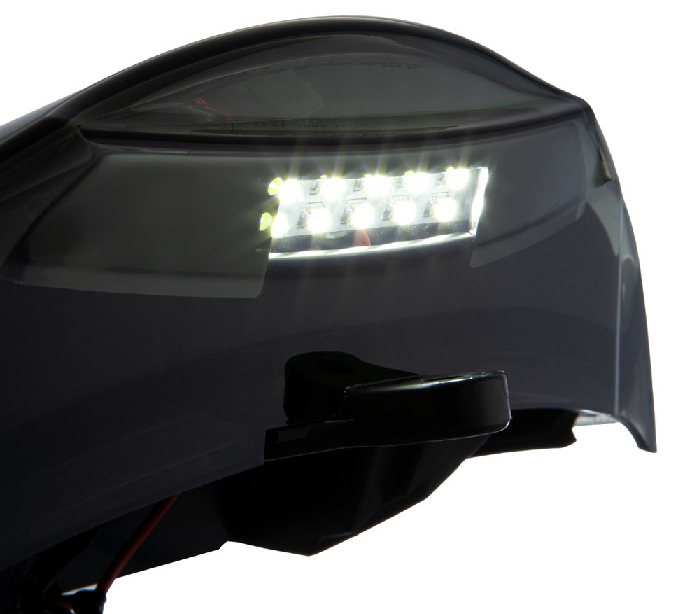 Piloto trasero MK II LED para Vespa GTS/GTS Super/GTV 125-300cc HPE ('18-), tintado