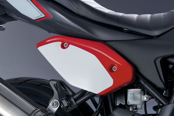 Placa de matrícula (blanco/rojo) para Suzuki SV650 BJ. 2016-2017
