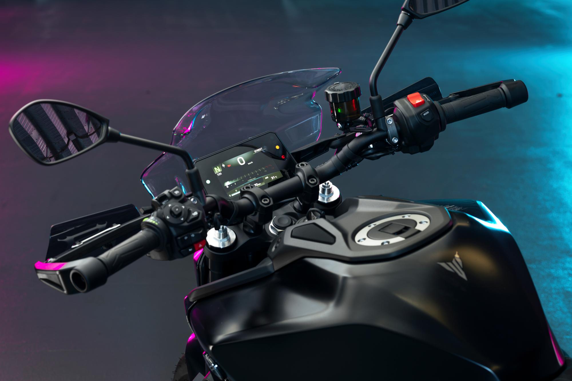 Parabrisas de altura media para MT-09 (24-25) / MT-07 (2025) Original de Yamaha
