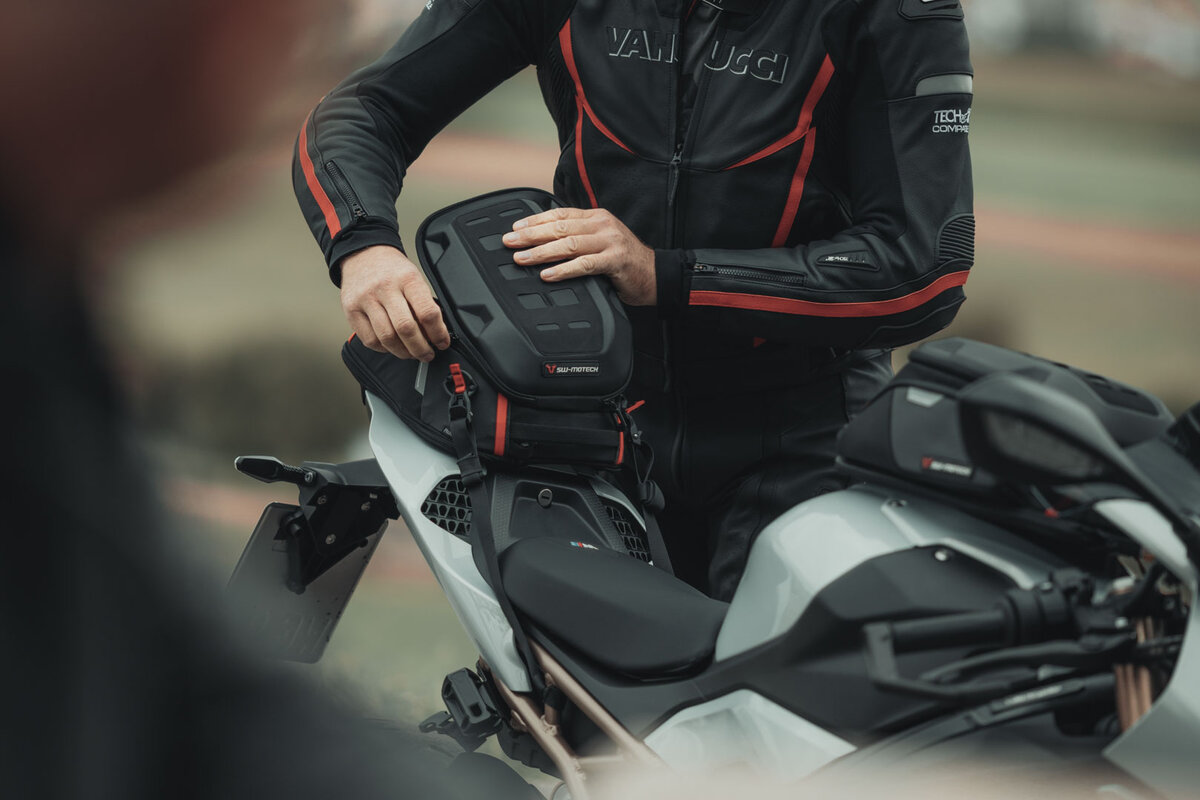Bolsa trasera SW-Motech PRO Roadpack para Kawasaki Z 650 S (26-)