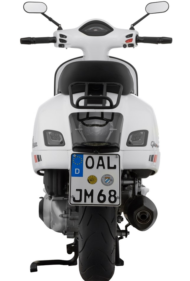 Portaequipajes trasero 70's para Vespa GTS / GTS Super HPE 125-300 ('19-), negro mate