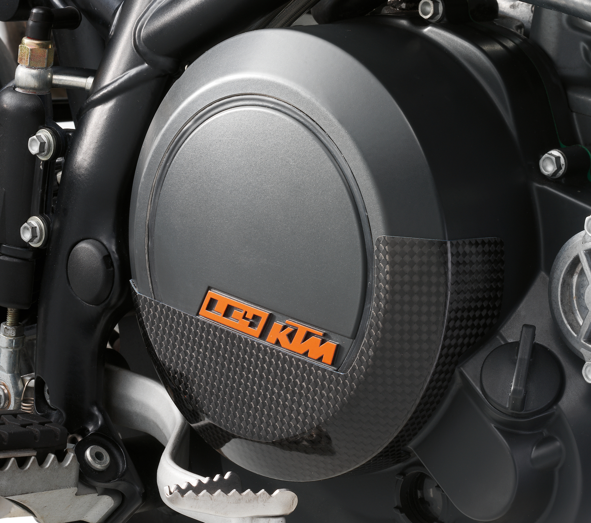Protector de tapa de embrague KTM