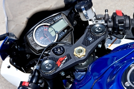 Decoración de la corona de la horquilla, aspecto de carbono para Suzuki GSX-R1000 BJ. 2012-2016