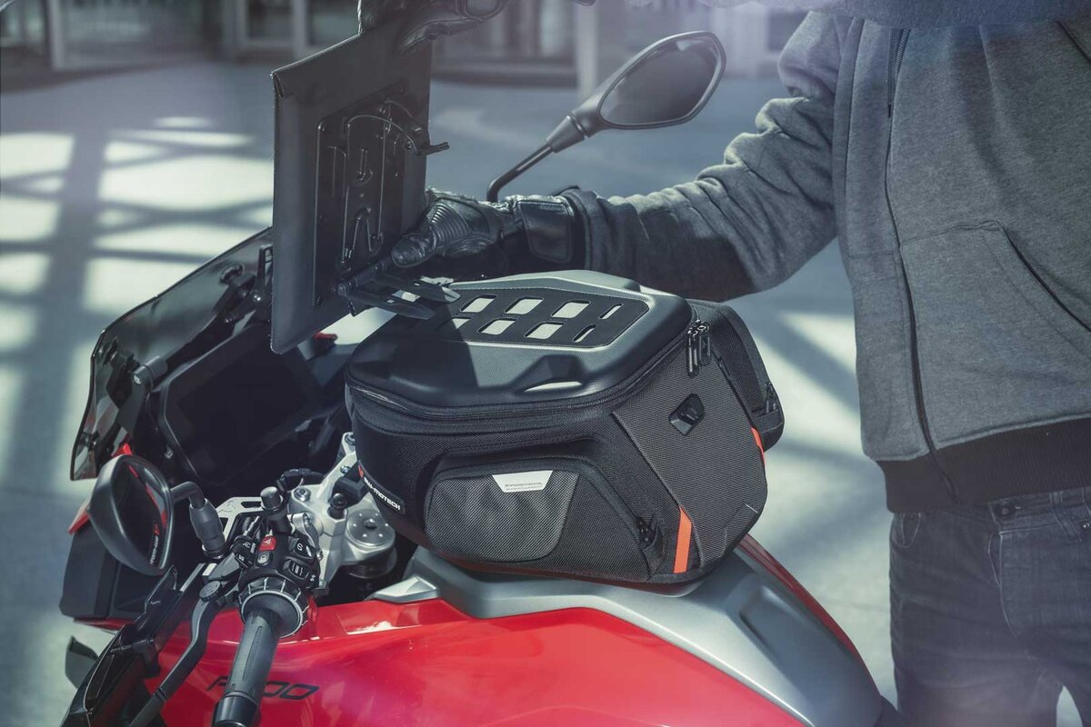 SW-Motech Bolsa seca para teléfonos inteligentes con fijación MOLLE SW Motech