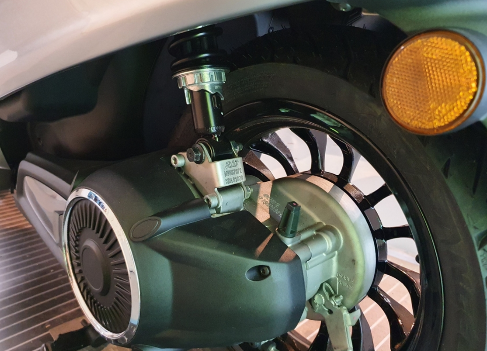 Adaptador para bajar amortiguador, trasero para Vespa Primavera/Sprint, acero
