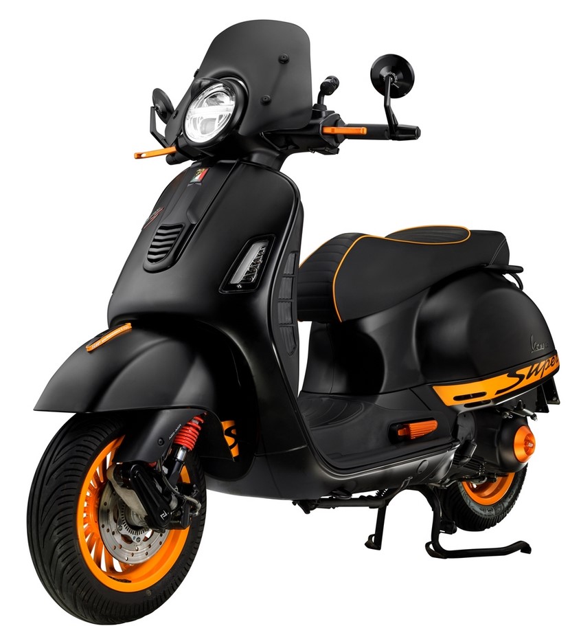 Tapa vario para Vespa, naranja mate