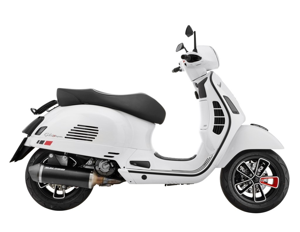Portaequipajes trasero 70's para Vespa GTS/GTV/GT 125-300cc 4T LC, negro mate