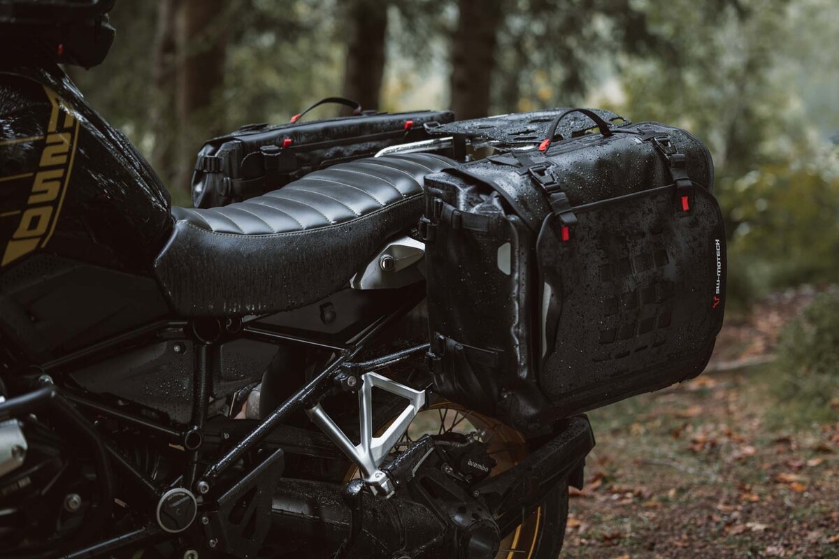 SW-Motech SysBag WP L con placa adaptadora derecha para Honda XL 750 Transalp (23-)