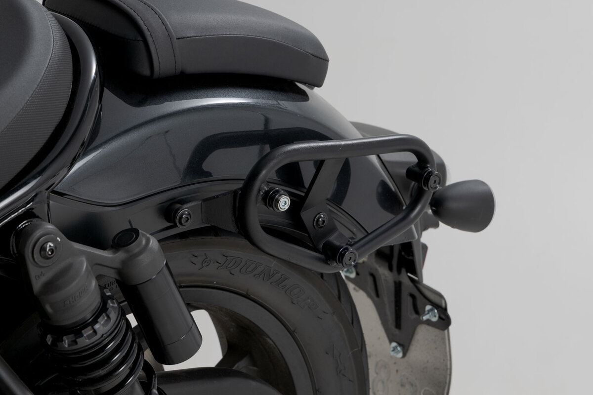 Soporte lateral izquierdo SW-Motech SLC para Honda CMX 1100 Rebel /SE (21-)