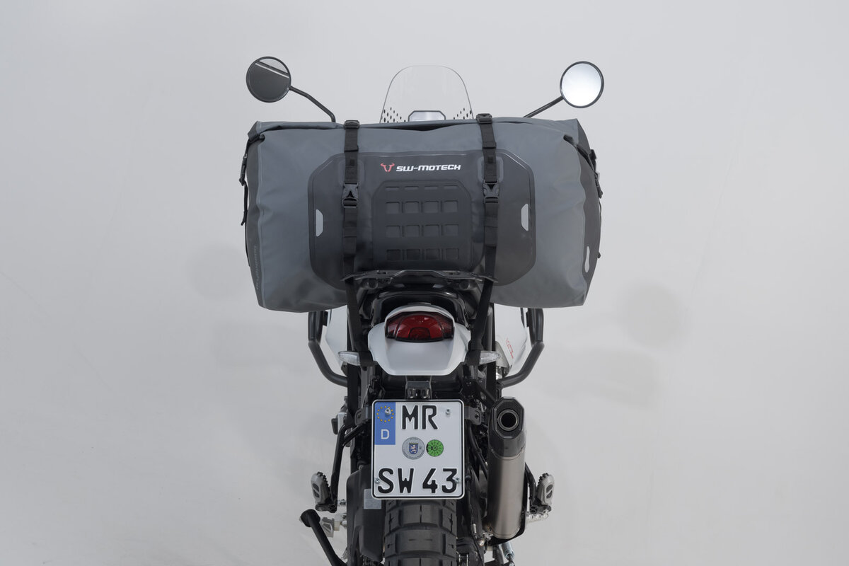 Bolsa trasera SW-Motech Drybag 600 negro/gris para Honda CMX 1100 Rebel