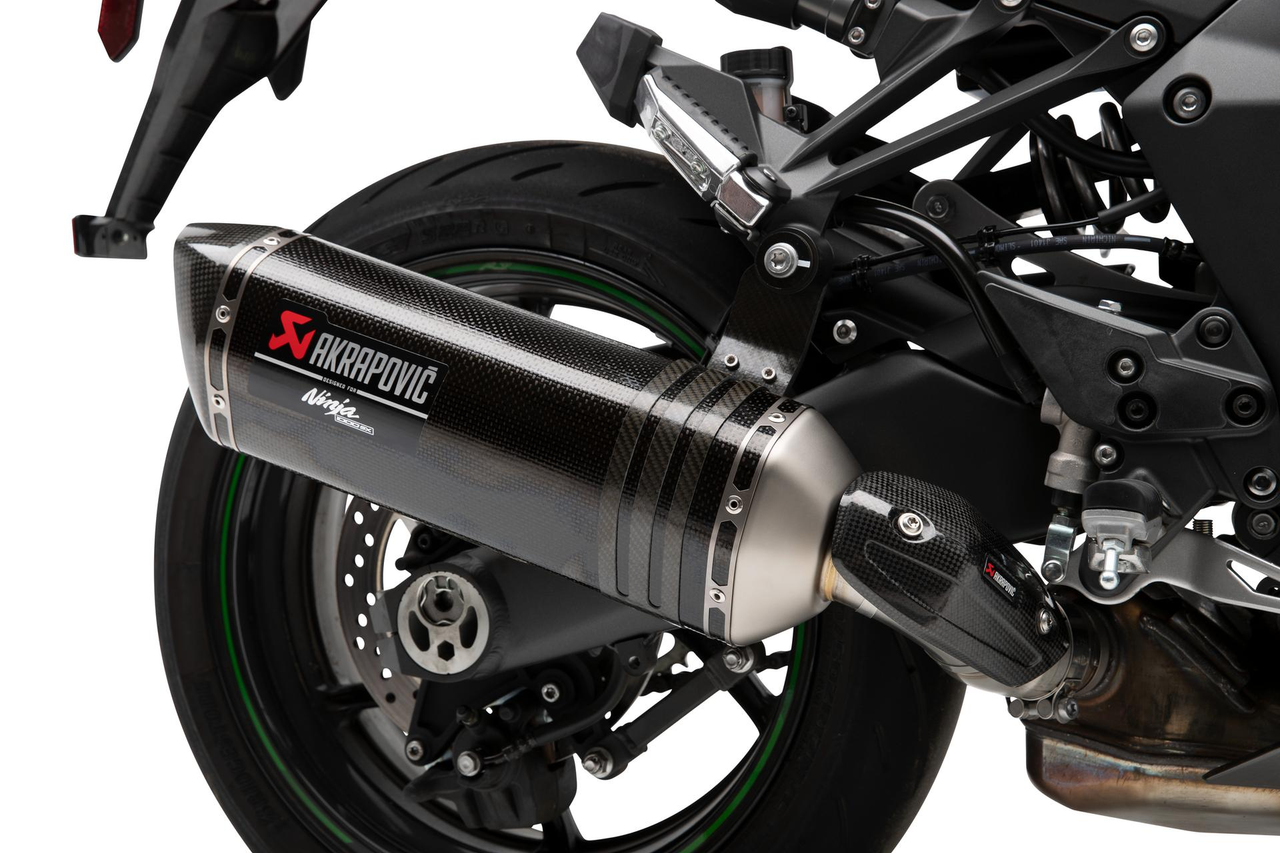 Escape deportivo Akrapovič de fibra de carbono para Kawasaki Ninja 1000 SX (20-24)