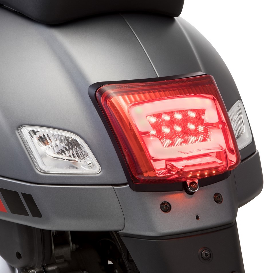 Piloto trasero LED para Vespa GTS/GTS Super/GTV/GT 60 125-300cc (-'13), rojo