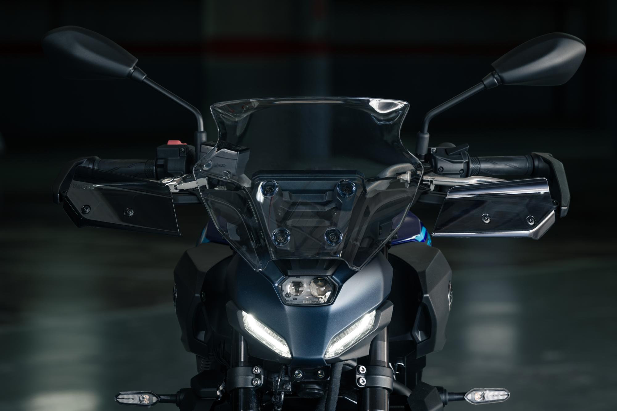 Parabrisas de altura media para MT-09 (24-25) / MT-07 (2025) Original de Yamaha