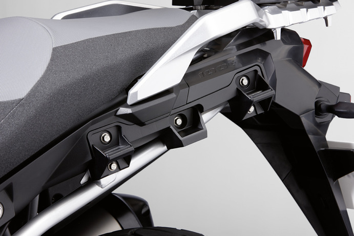 Kit de montaje de maletas laterales para Suzuki V-Strom 650 BJ. 2017