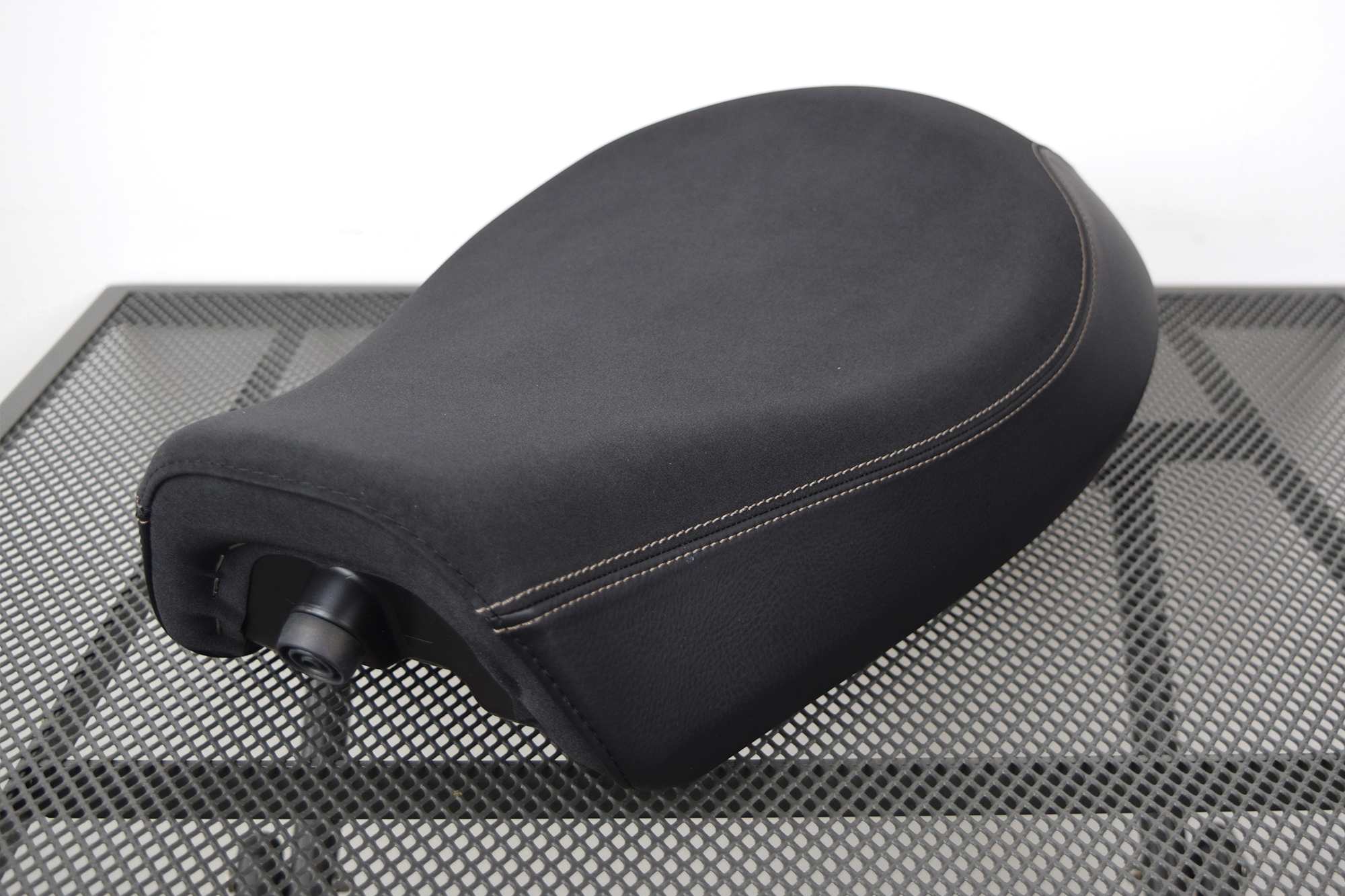 Asiento Original Yamaha XSR700 Solo