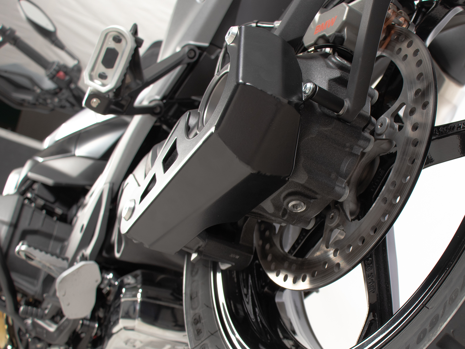 Protector de cardán negro para BMW R 1300 GS Adventure (25-) Hepco & Becker