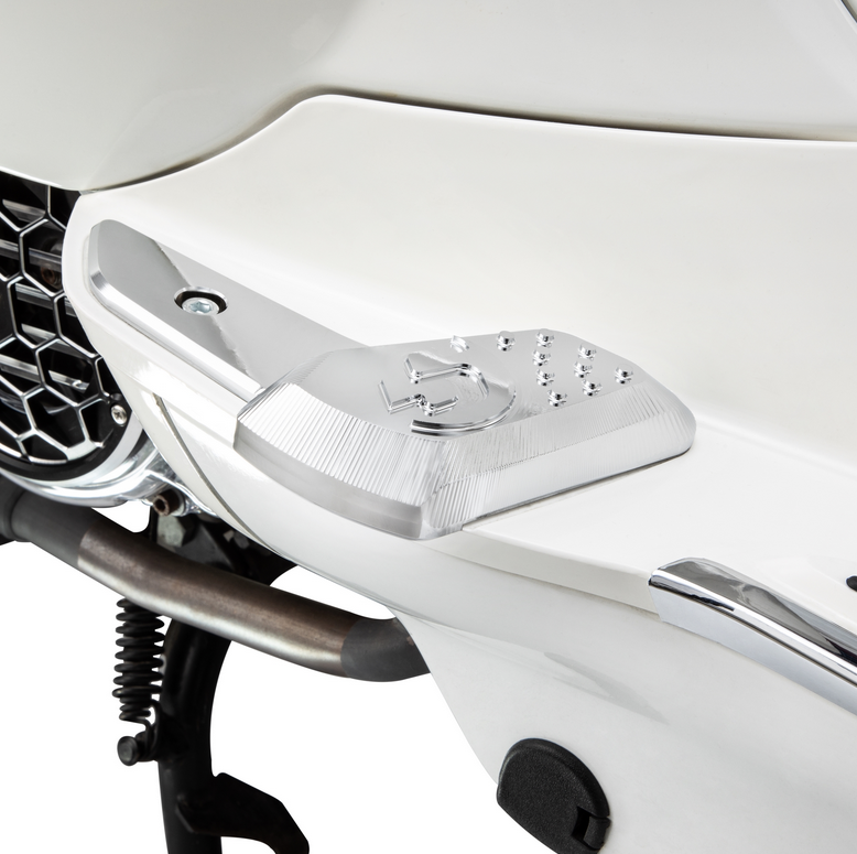 Estriberas derecha e izquierda para Vespa Primavera /Sprint 50-150ccm 2T/4T AC, cromadas