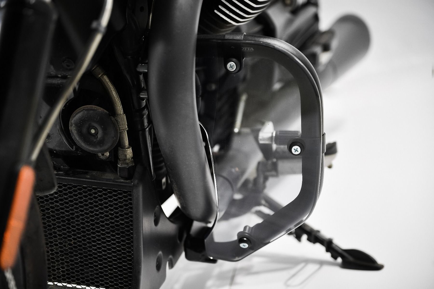 Deflectores laterales para Moto Guzzi Audace (17-20)