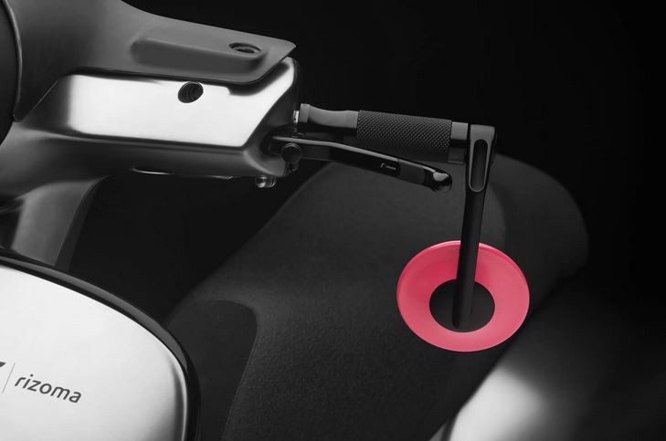 Espejo de manillar RIZOMA E-POP izquierda o derecha para Vespa, negro/rosa